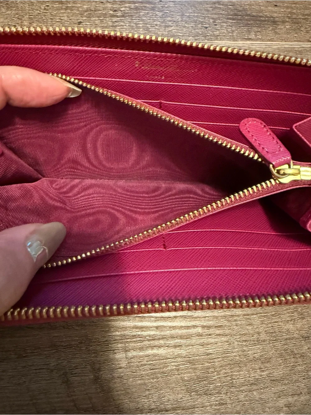 Salvatore Ferragamo Fuchsia Vara Bow Zip Wallet with Gold Hardware COA